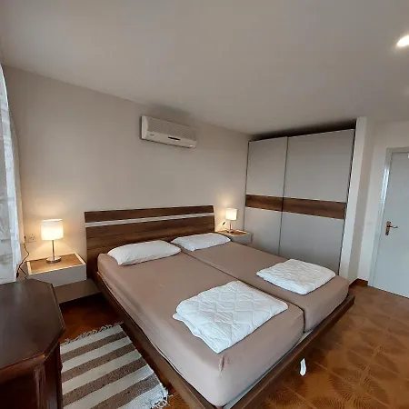 Formica Townhouse Bardolino