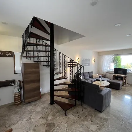 Formica Semesterbostad Bardolino