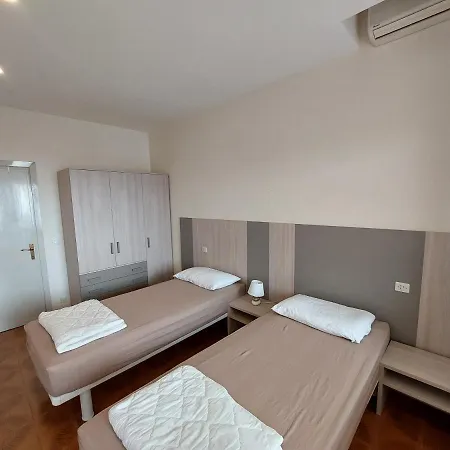 Vakantiehuis Formica Townhouse *